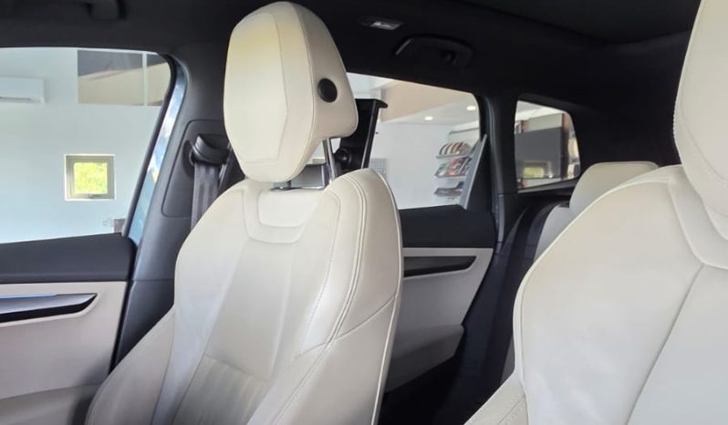 
								Skoda Karoq 1.4 TSI full									