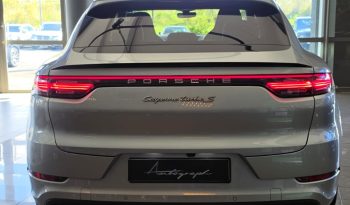 
										Porsche Cayenne Turbo S E-Hybrid 4.0 V8 PHEV full									