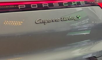 
										Porsche Cayenne Turbo S E-Hybrid 4.0 V8 PHEV full									
