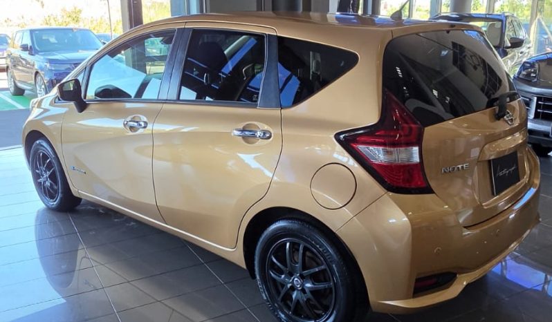 
								Nissan Note E-Power 1.2L full									