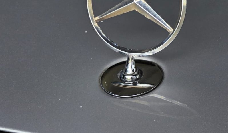 
								Mercedes-Benz S500e L AMG Line full									