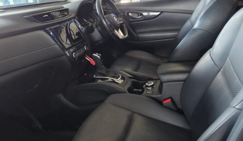 
								Nissan Xtrail 2.0 Hybrid full									