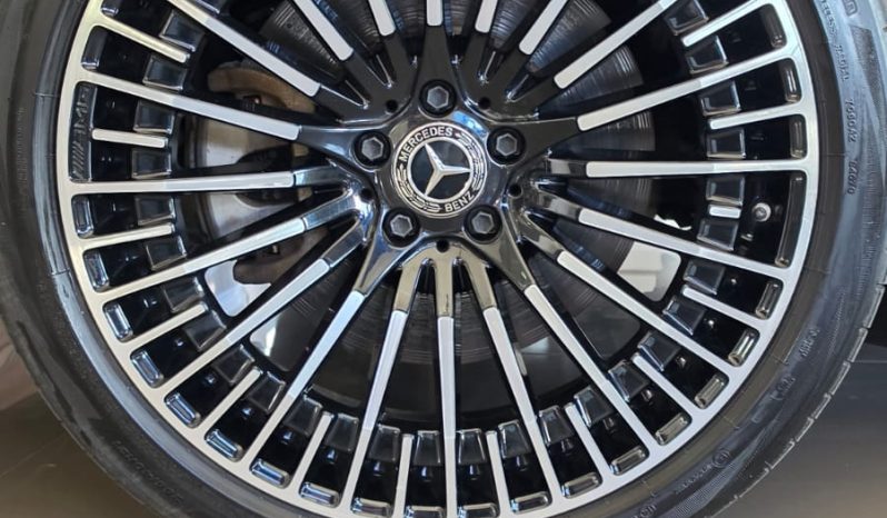 
								Mercedes EQC400 4Matic AMG Line full									