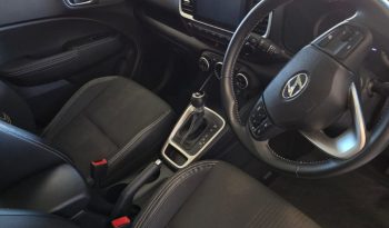 
										Hyundai Venue 1.0 GLX full									
