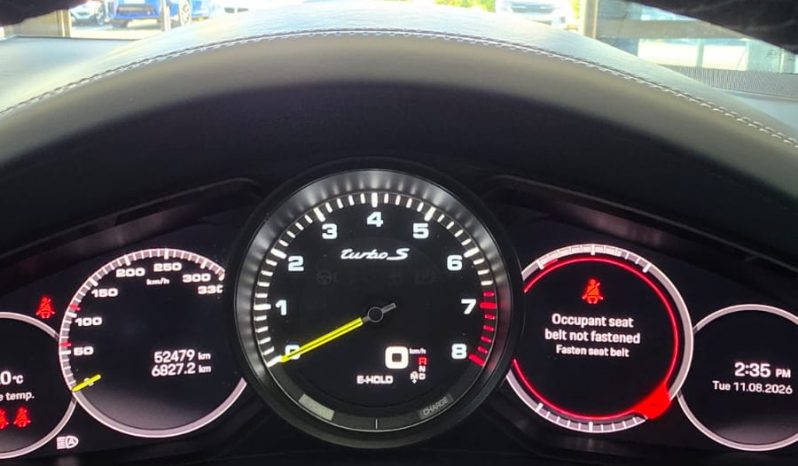 
								Porsche Cayenne Turbo S E-Hybrid 4.0 V8 PHEV full									