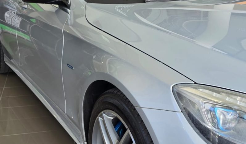 
								Mercedes-Benz S500e L AMG Line full									