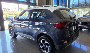 
										Hyundai Venue 1.0 GLX full									