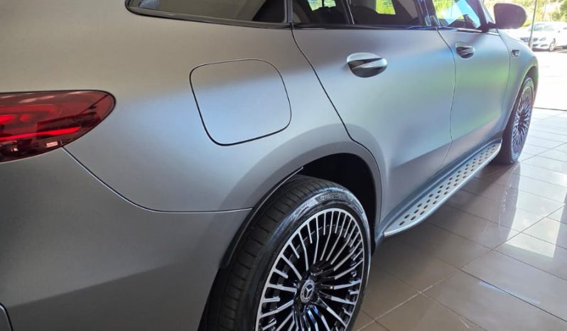 
								Mercedes EQC400 4Matic AMG Line full									