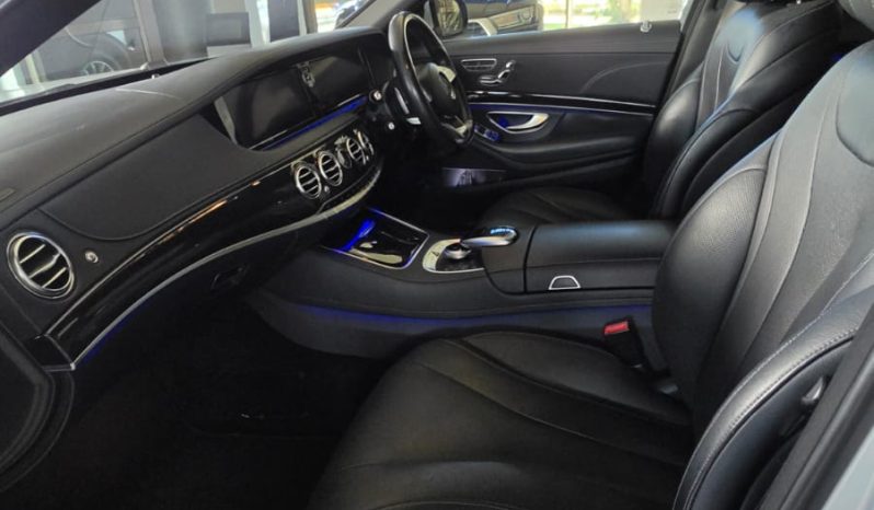 
								Mercedes-Benz S500e L AMG Line full									
