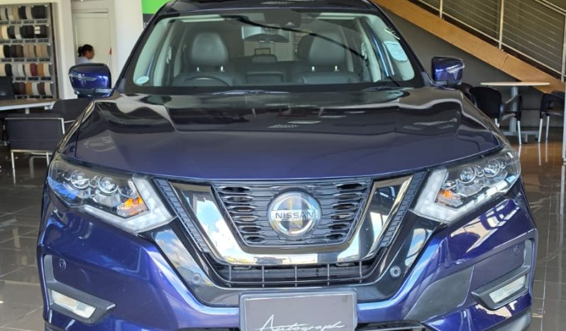 
								Nissan Xtrail 2.0 Hybrid full									