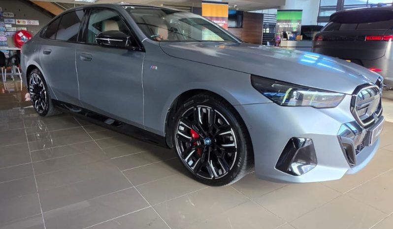 
								BMW I5 M60 XDrive full									