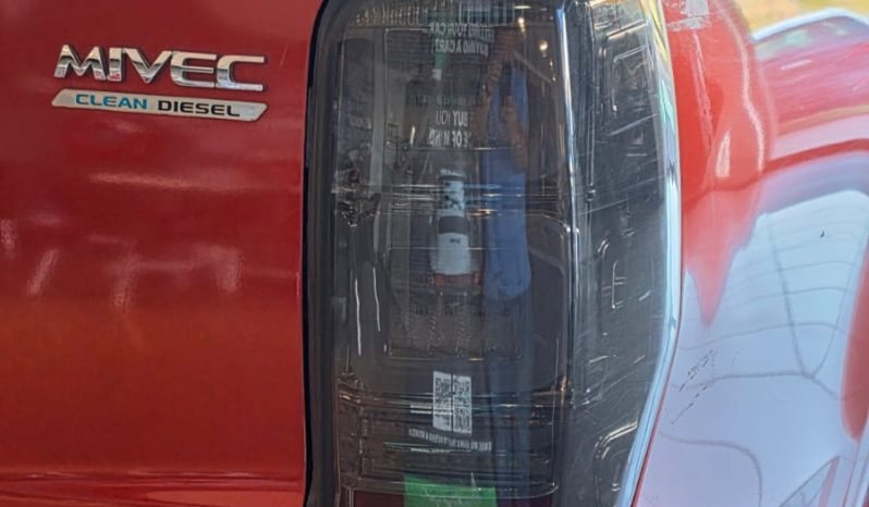 
								Mitsubishi Triton Double Cab 4×4 2.4 MIVEC full									