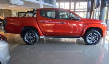 
										Mitsubishi Triton Double Cab 4×4 2.4 MIVEC full									