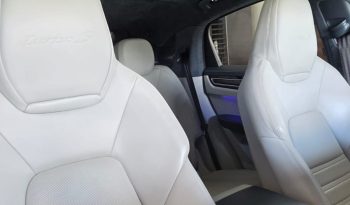 
										Porsche Cayenne Turbo S E-Hybrid 4.0 V8 PHEV full									