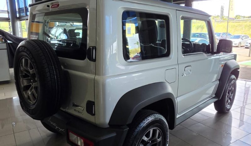 
								Suzuki Jimny 3 Doors Automatic full									