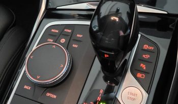 
										BMW 330e full									