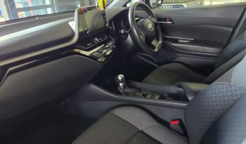 
										Toyota CHR 1.8 Hybrid full									