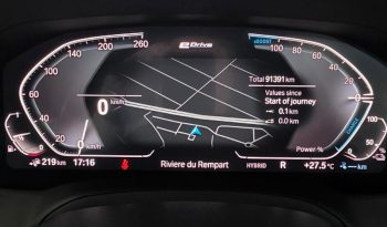 
										BMW 330e full									
