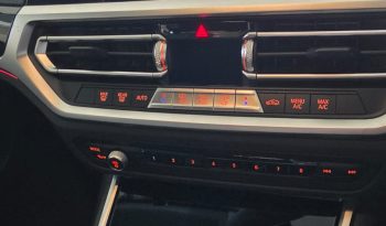 
										BMW 330e full									