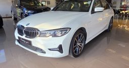 BMW 330e