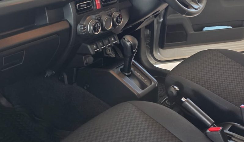 
								Suzuki Jimny 3 Doors Automatic full									
