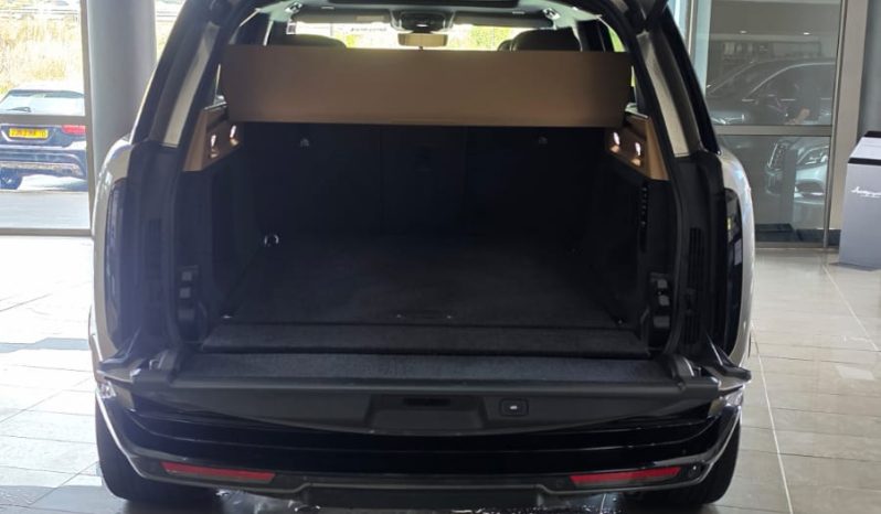 
								Range Rover Vogue 3.0 P440e HSE full									