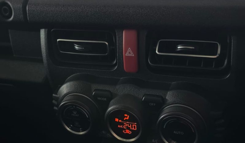 
								Suzuki Jimny 3 Doors Automatic full									