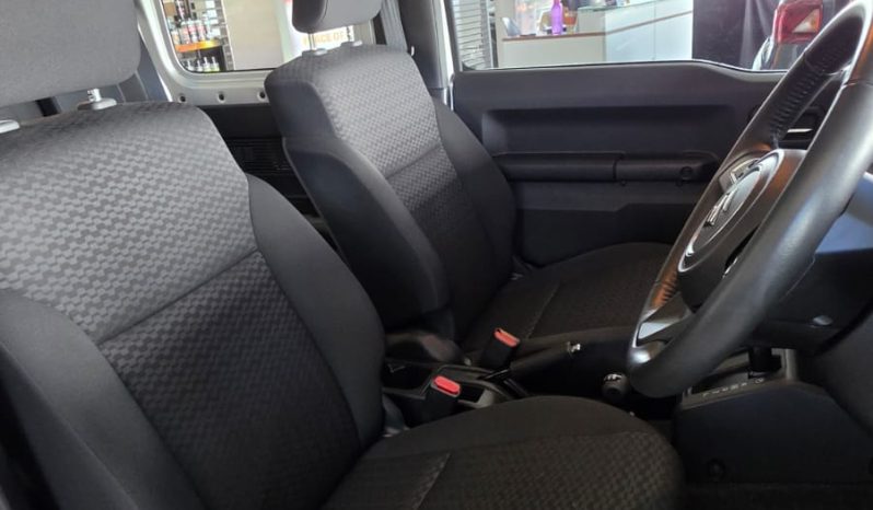 
								Suzuki Jimny 3 Doors Automatic full									