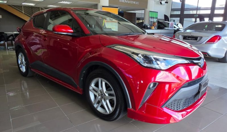 
								Toyota CHR 1.8 Hybrid full									