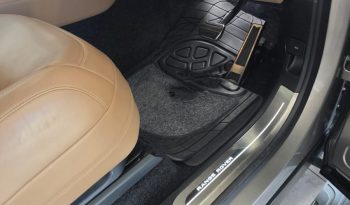 
										Range Rover Vogue 3.0 P440e HSE full									