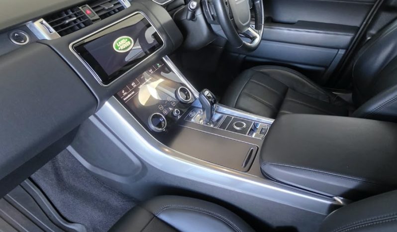 
								Range Rover Sport P400e HSE full									