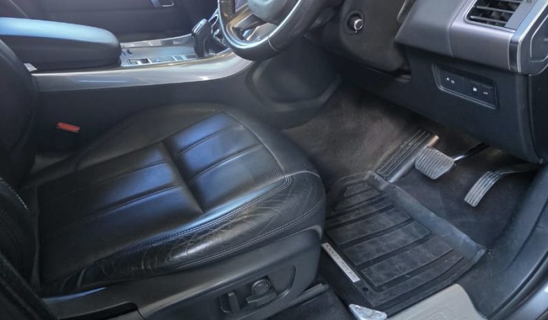 
								Range Rover Sport P400e HSE full									