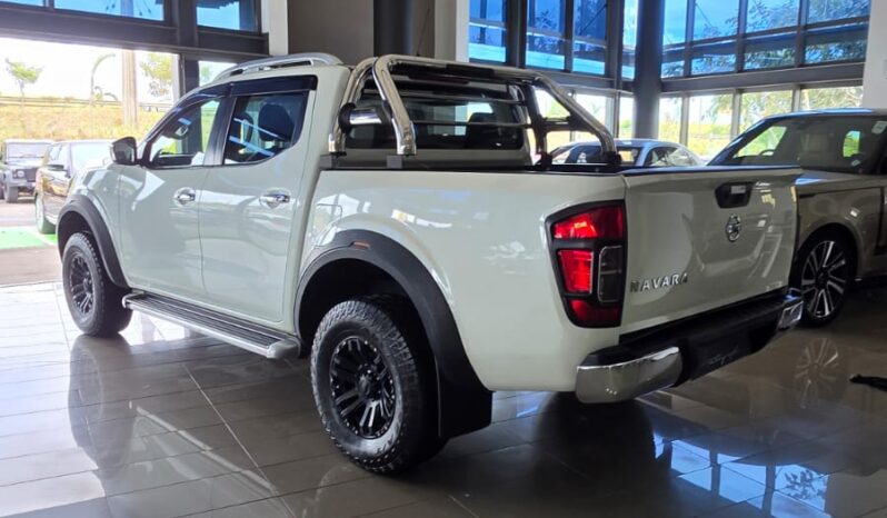 
								Nissan Navara/D22 Double Cab 4×2 full									