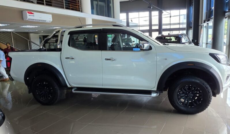 
								Nissan Navara/D22 Double Cab 4×2 full									
