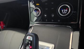 
										Range Rover Evoque P300e R-Dynamic S full									