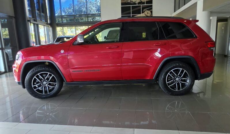 
								Jeep Grand Cherokee 3.6 V6 Trailhawk full									
