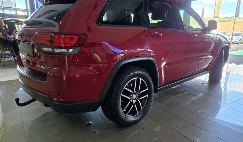 
								Jeep Grand Cherokee 3.6 V6 Trailhawk full									